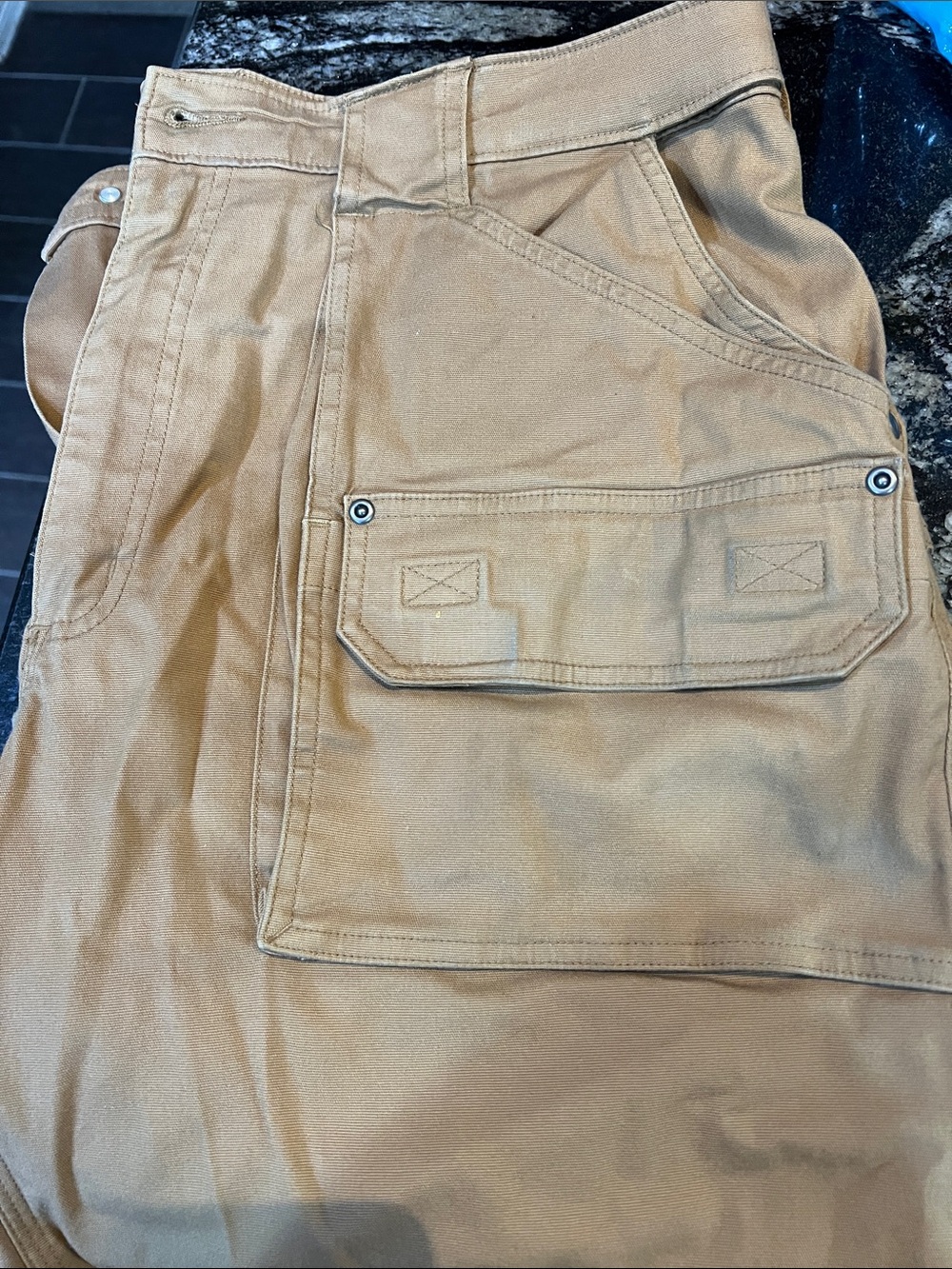 Duluth Trading Co Tan Cargo Work Shorts with Multiple Pockets - Picture 4 of 5